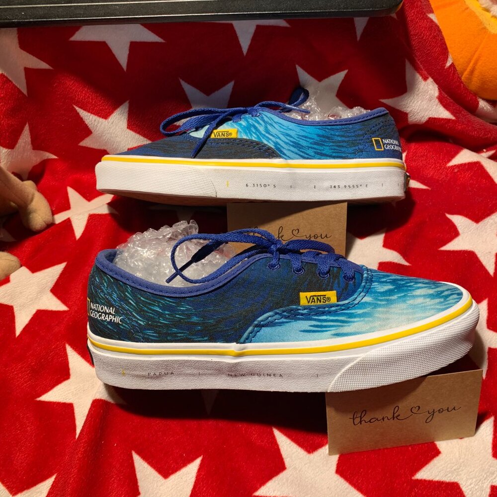 Women's Size 6.0 VANS Authentic Style Shoes "National Geographic' Collaboration